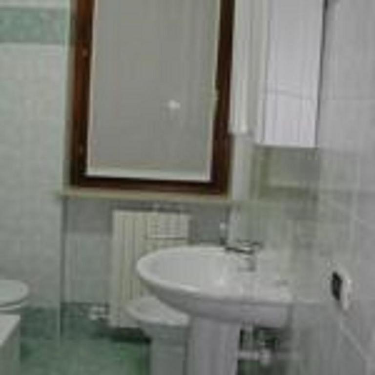Casa Lavoro Vancanza Apartman Castelnuovo del Garda Szoba fotó